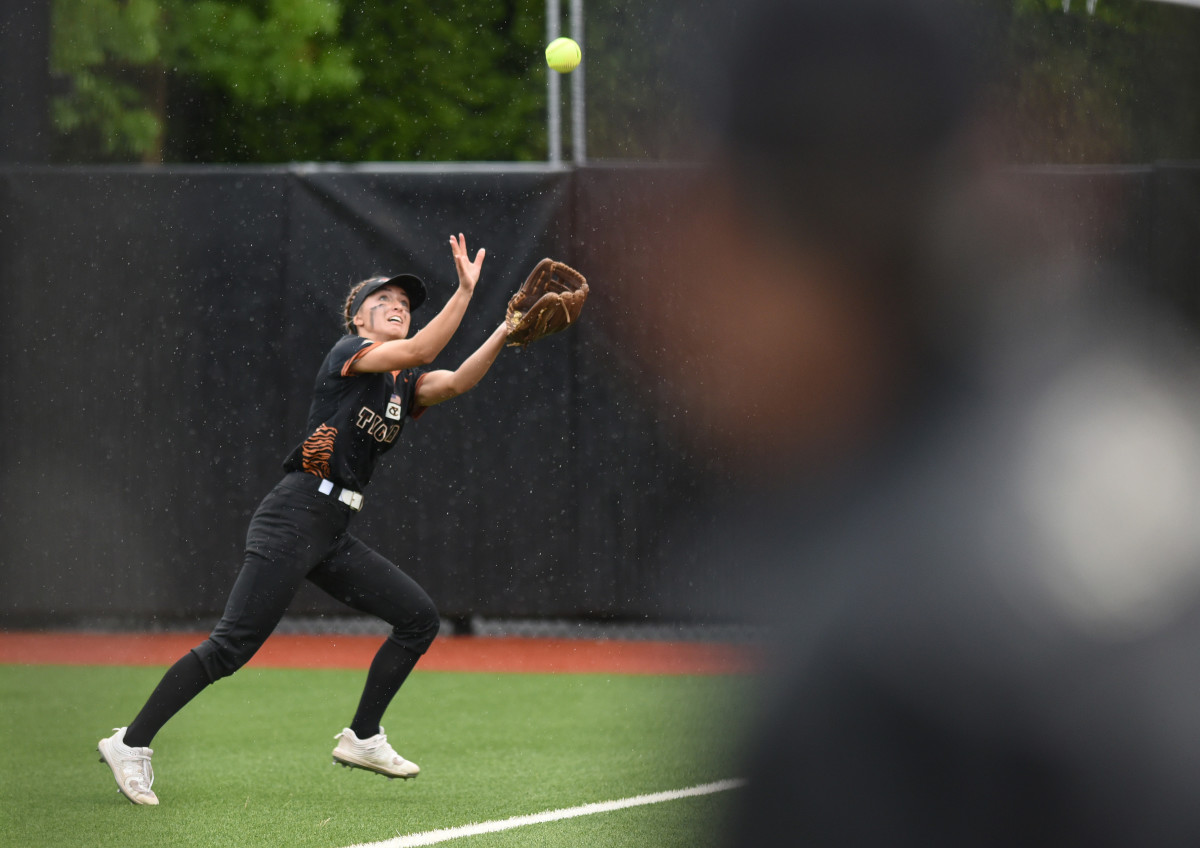 Burns Yamhill-Carlton 3A softball final Taylor Balkom 3
